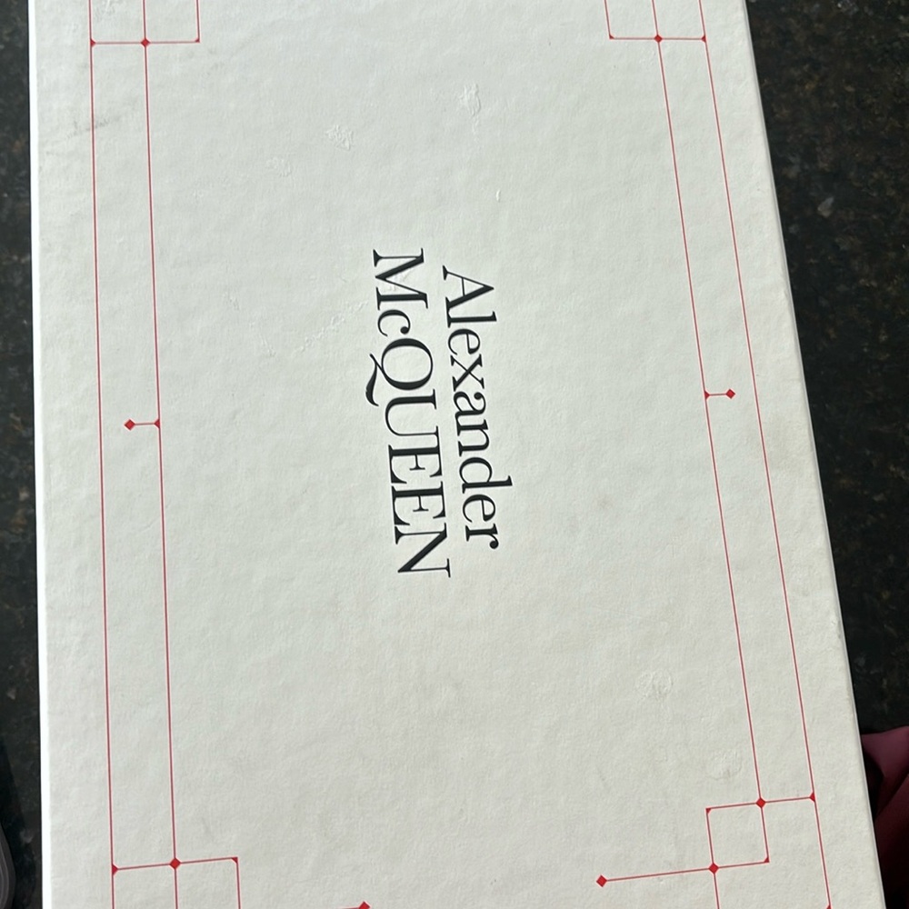 Authentic Alexander MvQueen sneakers